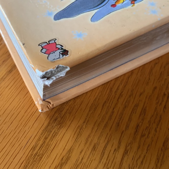 Walt Disney Classic Storybook 2001 - Picture 3 of 5